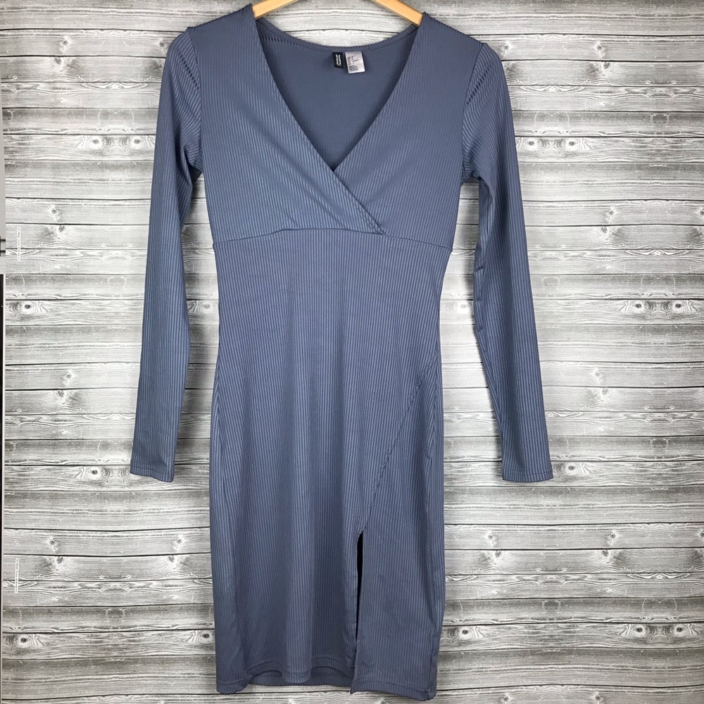 Divided by H&M ribbed grayish blue V neck bodycon dress size 6